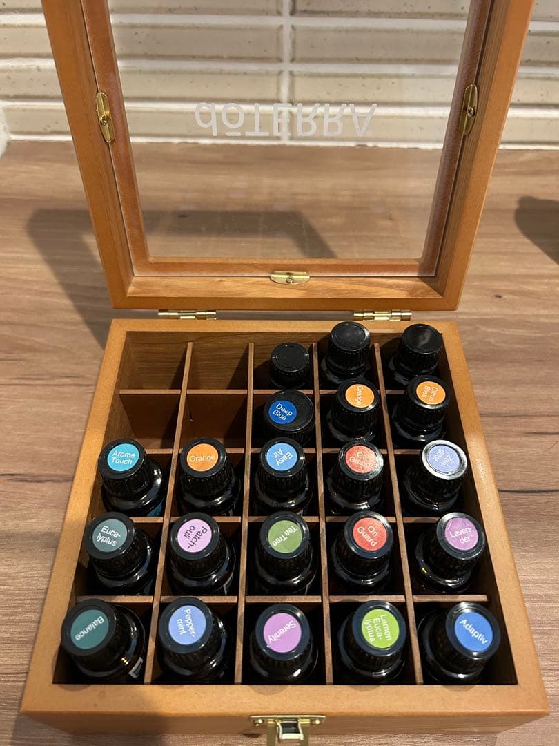 また価格戻しますゲリラ値下げ‼️doTERRA エッセンシャルオイル セット