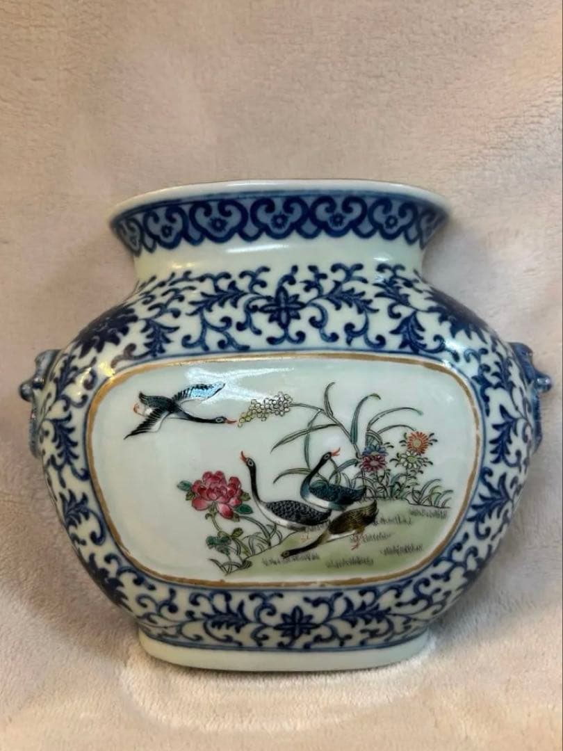 大清道光年製 手描 粉彩 牡丹双鳥図 壁瓶（壁掛け花瓶）中国古美術 希少 古玩