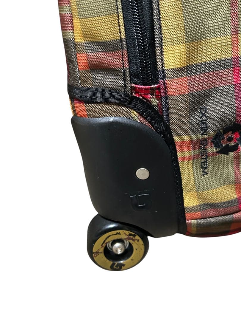 BURTON バートン キャリーバッグ チェック柄 マルチカラー 静音 デザイン