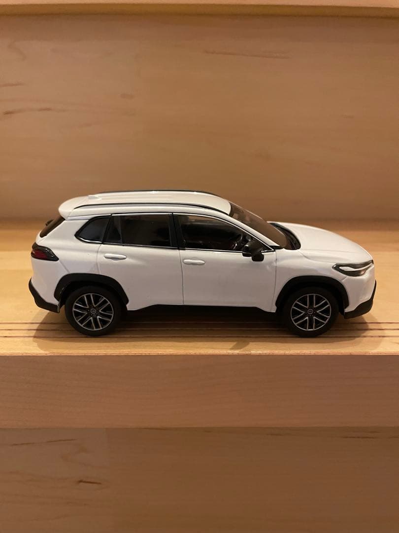 トヨタ　新型カローラクロス　カラーサンプル非売品