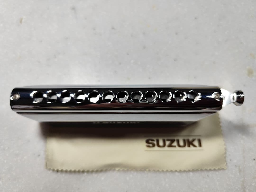 クロマチックハーモニカ SUZUKI SCX-48