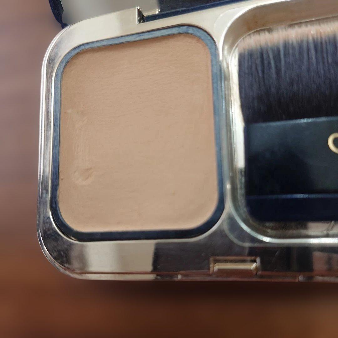 クレ・ド・ポー ボーテ タンプードルエクラii パウダーファンデーション 10