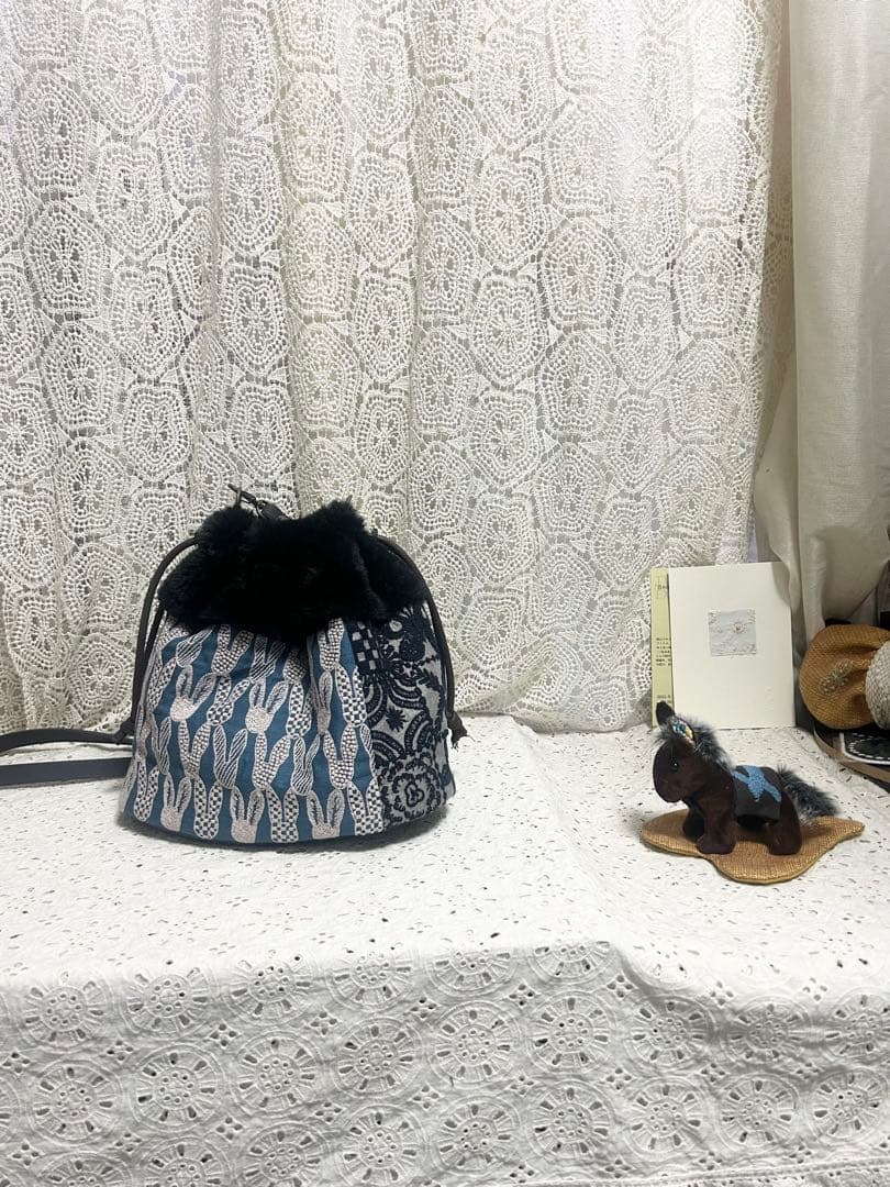 a*a様 60108Ｂミナペルホネンハンドメイドファーポシェット