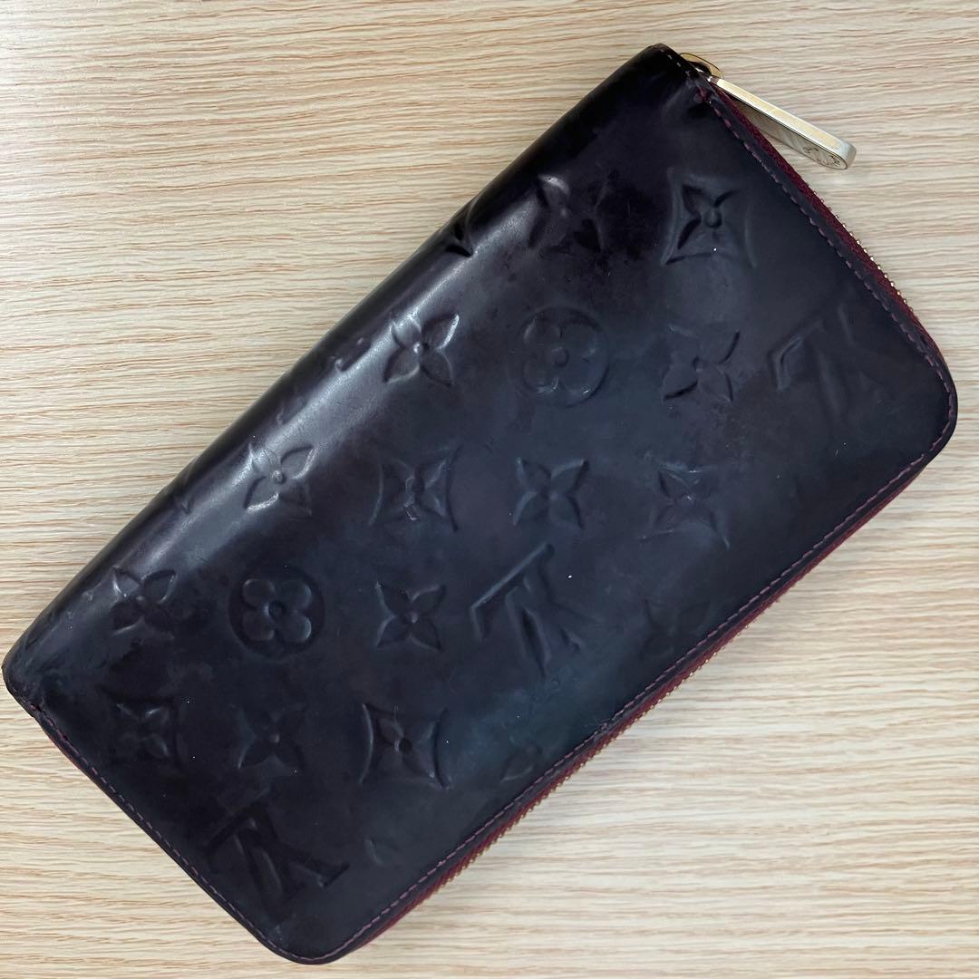 《良品》 ルイヴィトン モノグラムヴェルニ ジッピーウォレット ワインレッド