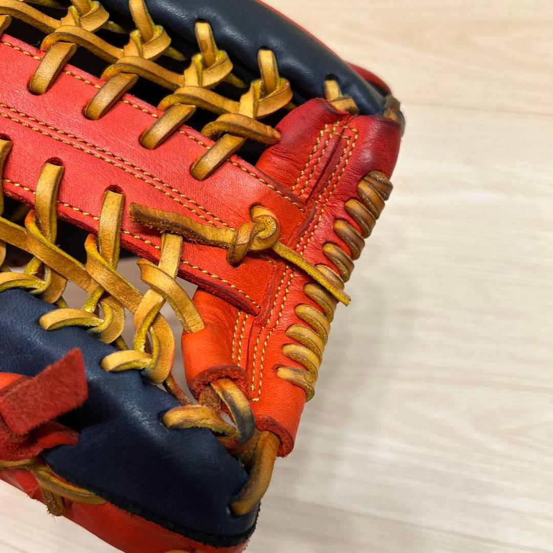 軟式外野手用坂口選手モデル