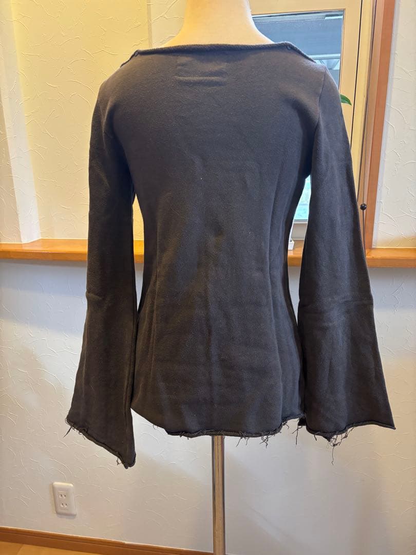 LGB オフショルダー 長袖カットソー