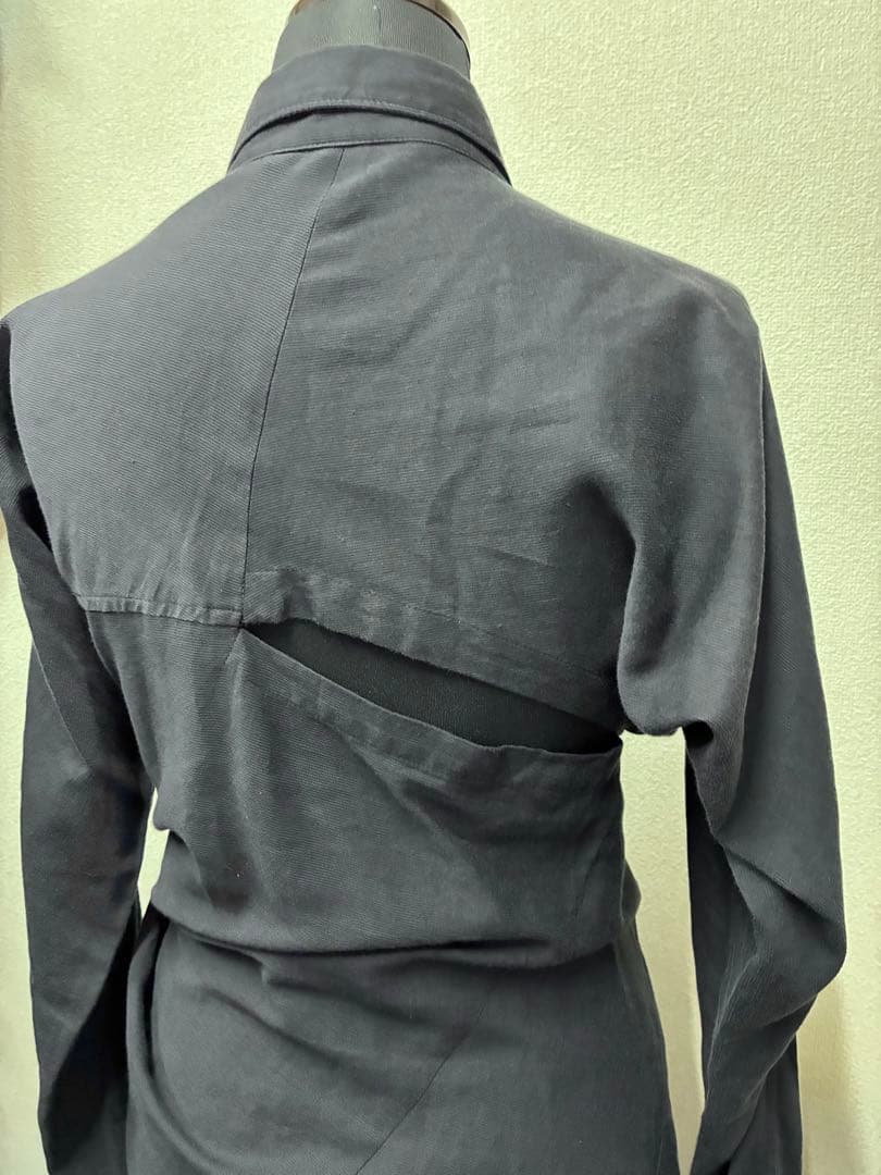 コムデギャルソン　変形デザイン長袖シャツトップス　黒　ブラック