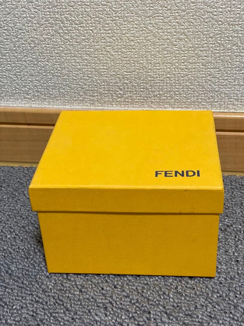 FENDI WATCH エドアルド・フェンディとアデーレ