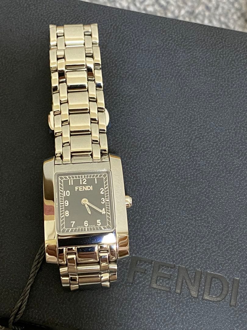 FENDI WATCH エドアルド・フェンディとアデーレ