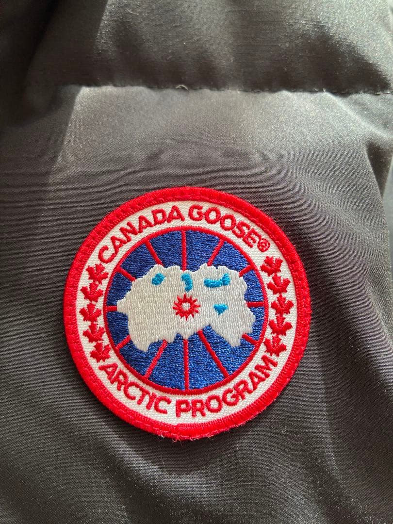   ブラック ダウンベスト