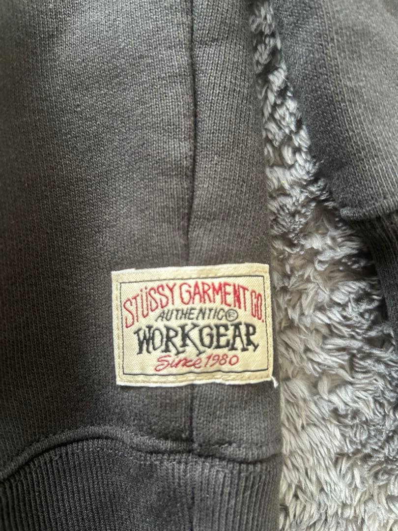 最終セール！トレーナー　STUSSY FLEECE RAGLAN CREW