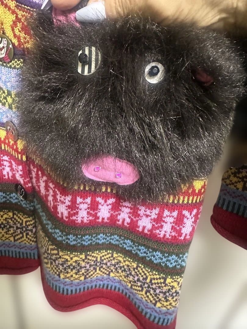 アルペロベロファーケープ付きロングカーディガン