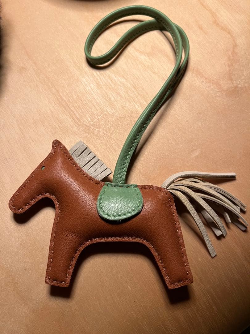 エルメス　ロデオ　チャーム