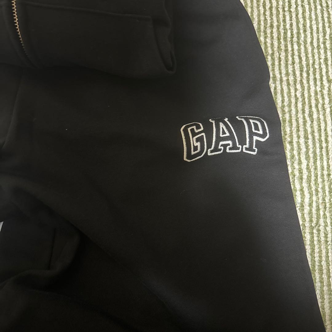 GAP ロゴ セットアップブラック新品未使用