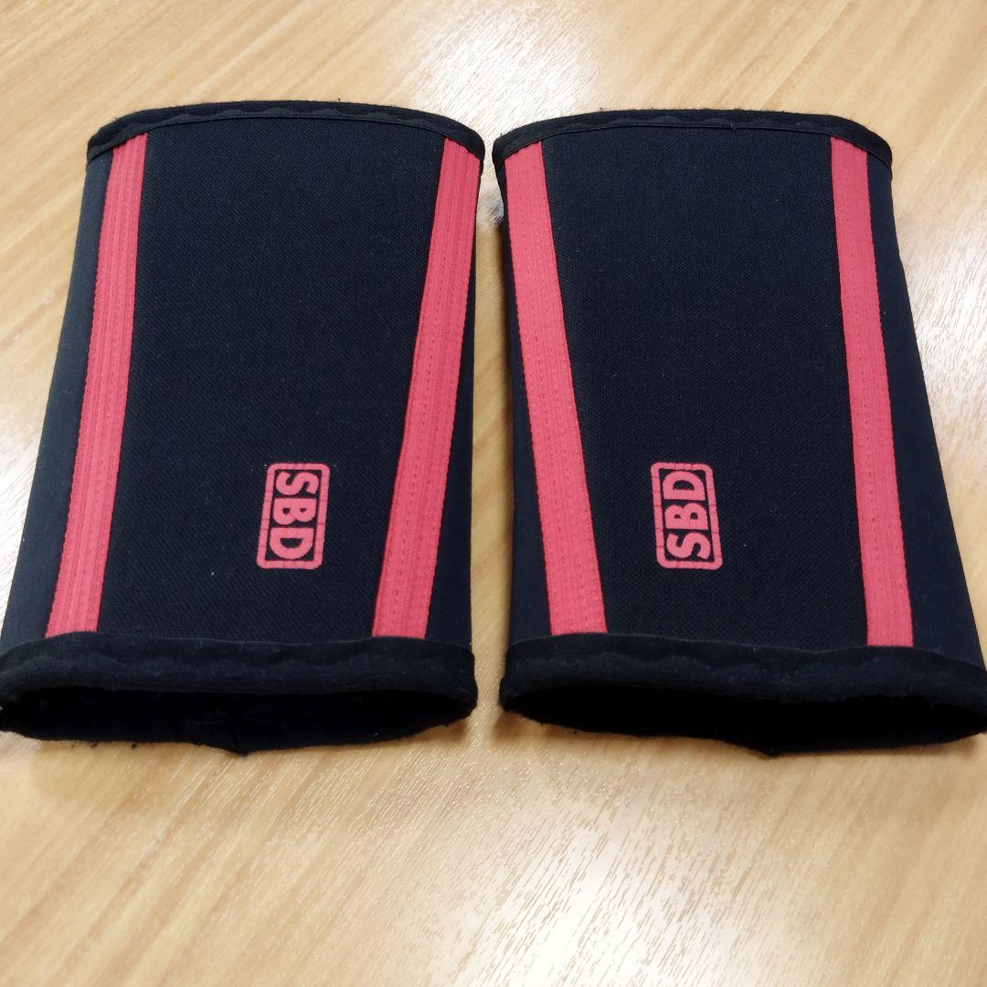 SBD ひじ用サポーター 黒/赤 2個セット　Sサイズ　スリーブ