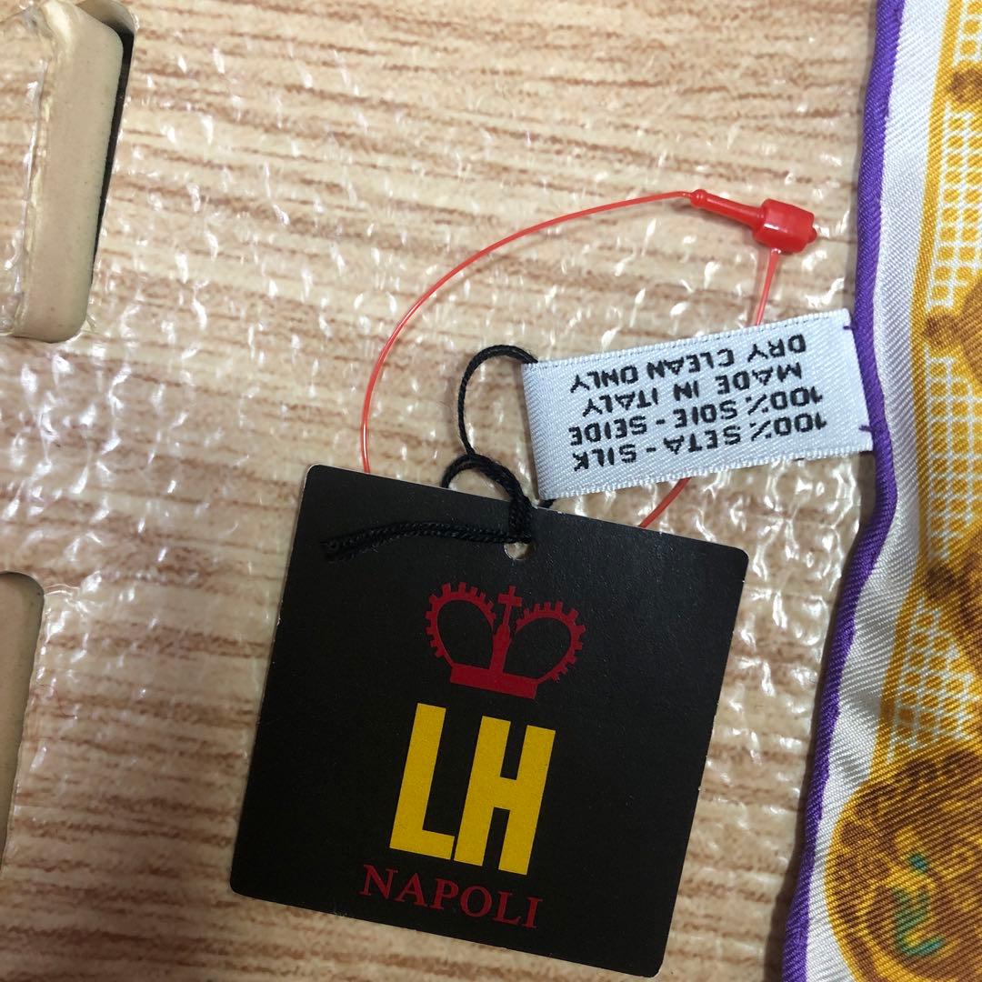 【東インド会社未使用LH NAPOLI シルクミニスカーフ武士道パープル系