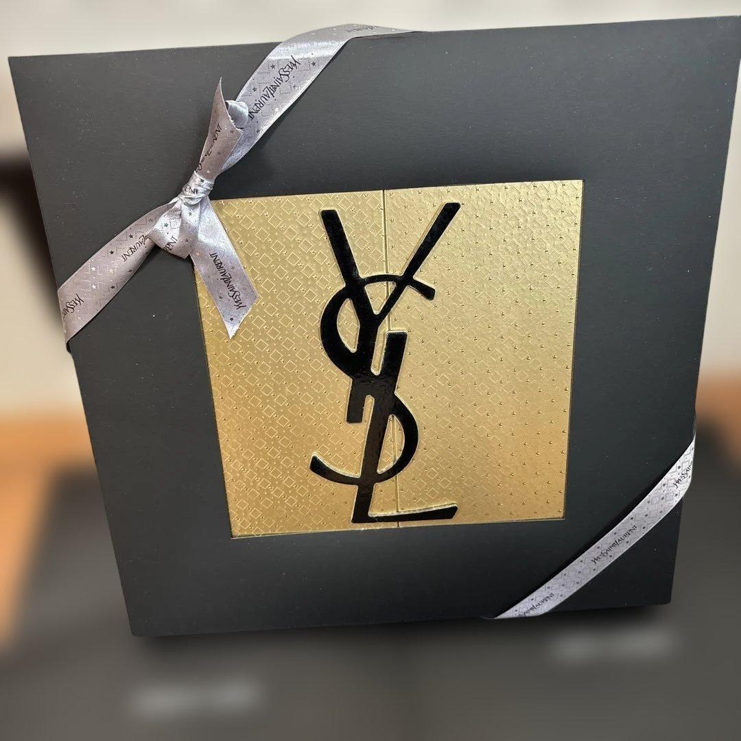 YSL アドベントカレンダー