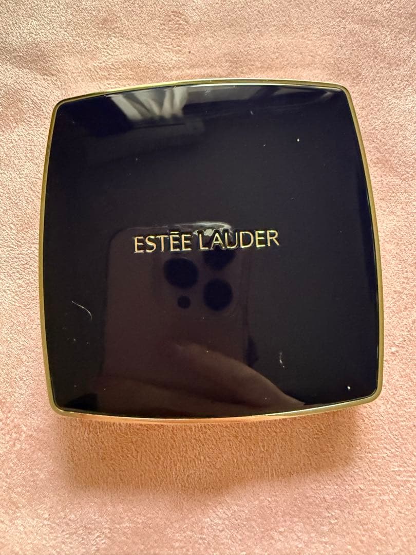 ESTEE LAUDER ザ エッセンシャル アイシャドウクアッド