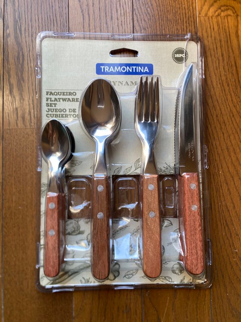 よしえ TRAMONTINA 軽量カトラリー16点入り2個セット