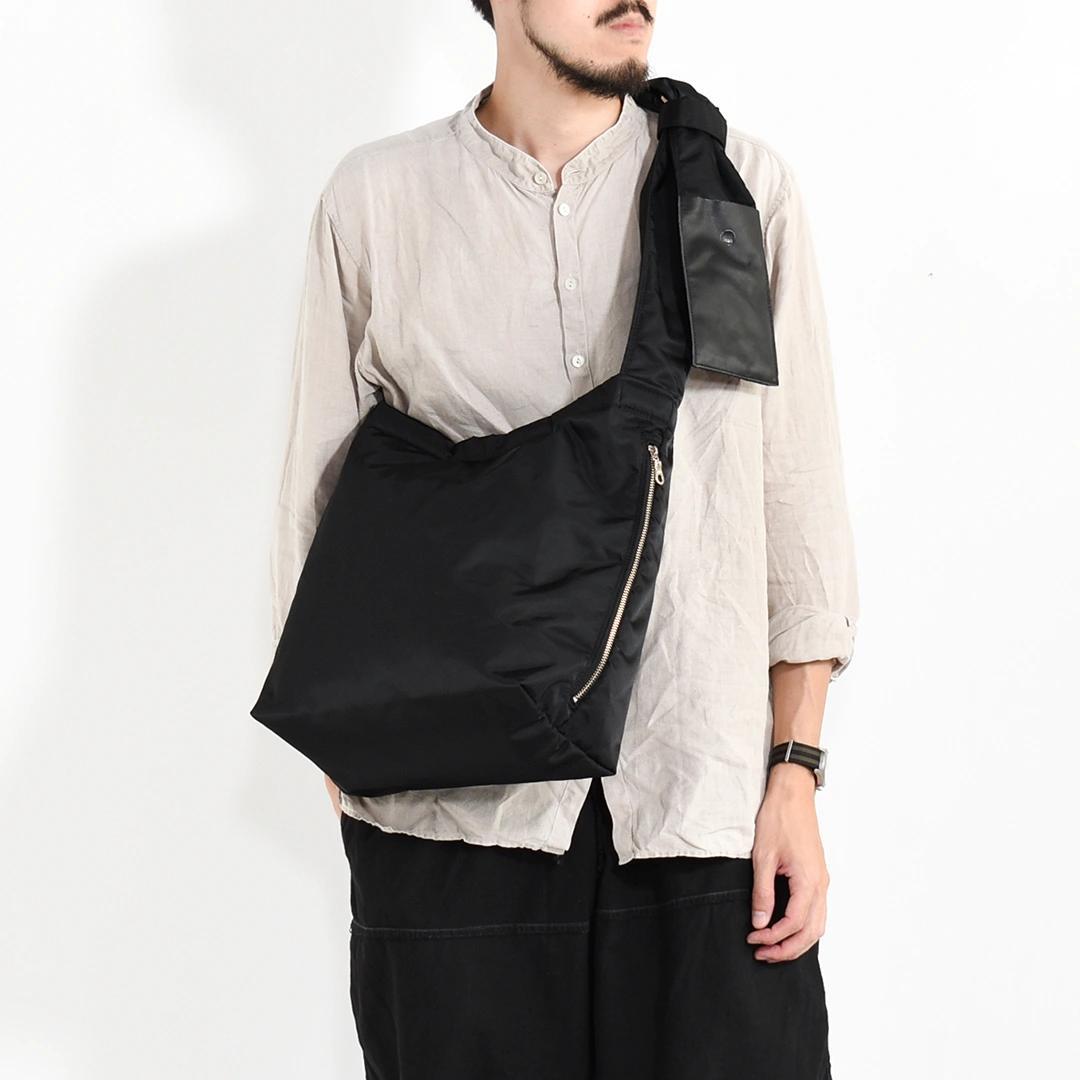 新品 YOROZU MANGA SHOULDER マンガショルダー バッグ BK