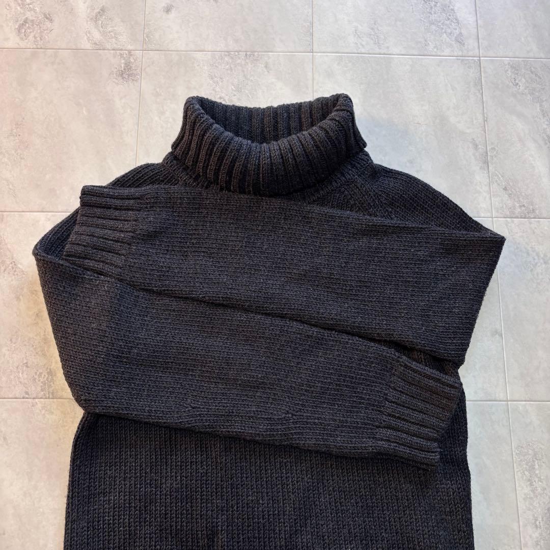 【レア】バーバリーブラックレーベル ローゲージタートルネック イタリア製糸 L