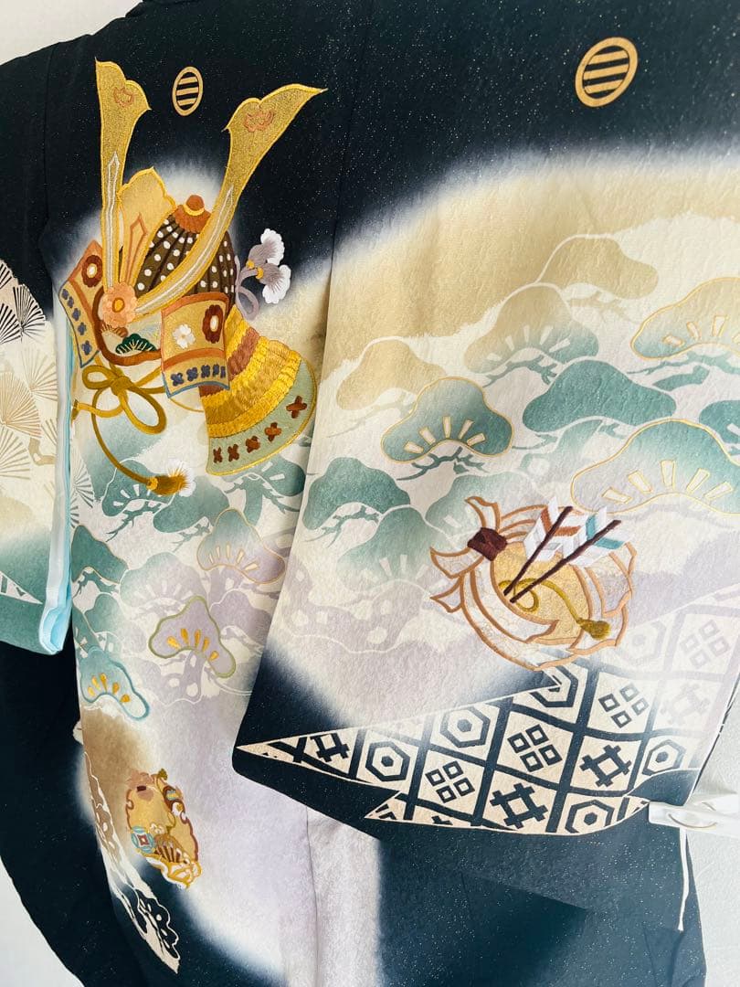 ★豪華刺繍兜 【日本製】お宮参り着物 男の子用 赤ちゃんの初着のお祝い 肌着付き