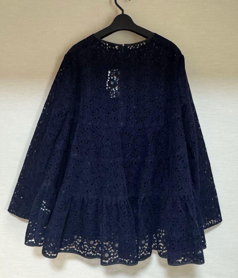 【新品未使用】yori フロッキーレースティアードブラウス　ネイビー 38
