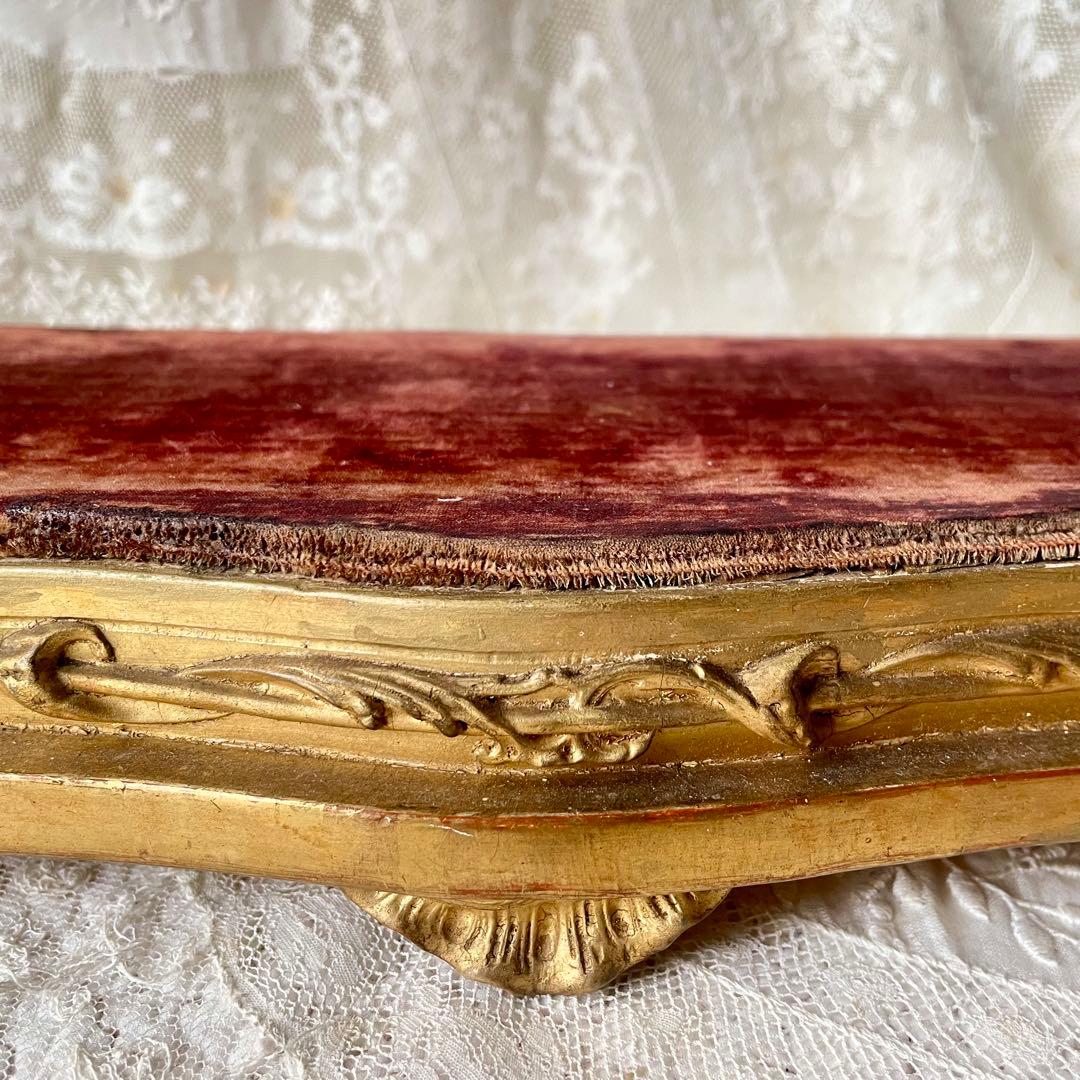 ディスプレイ台座　ポワドレ　フランスアンティーク　店舗什器　ゴールド　ベロア張り