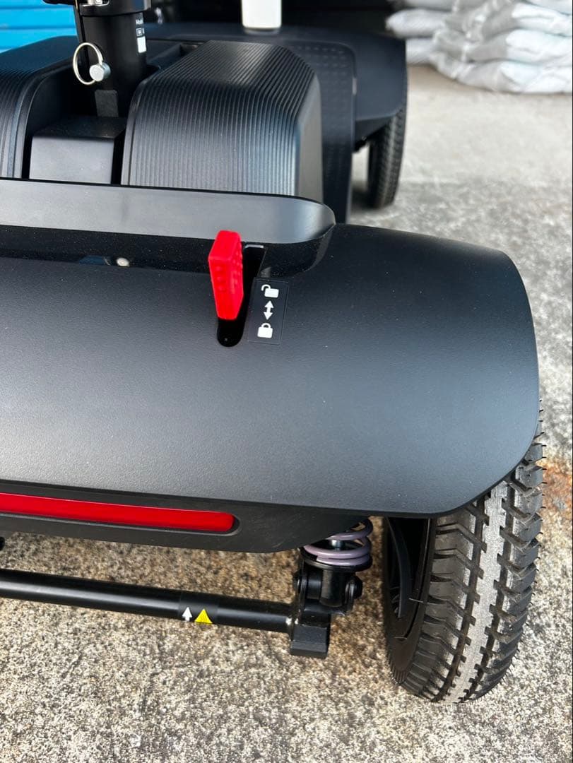 WHILL 電動シルバーカー 白