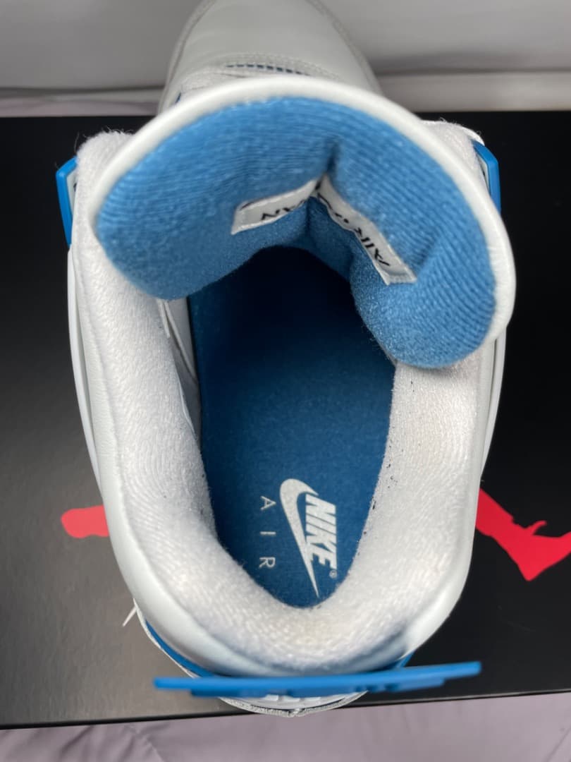 エアジョーダン4 ミリタリーブルー (2024)