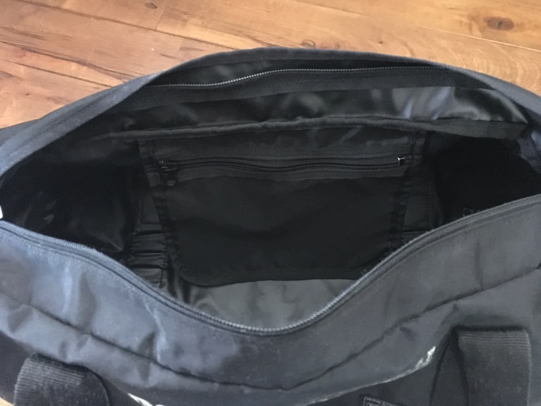 GOODEENOUGH ブラック ドラムバッグ