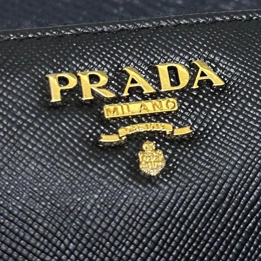 PRADA プラダ　長財布　ラウンドファスナー　ゴールドロゴ　サフィアーノレザー