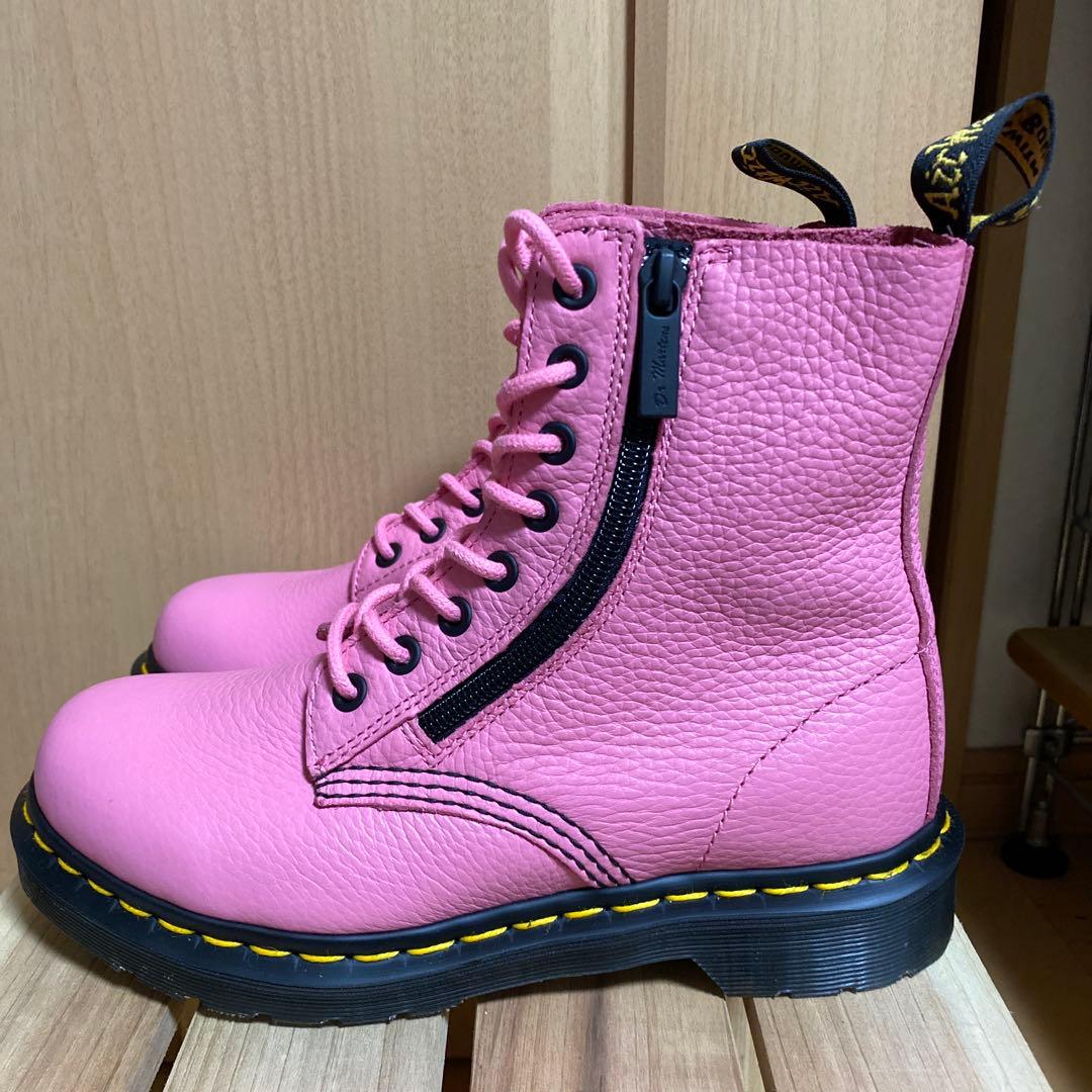 ドクターマーチンファスナー付き ピンクレザー厚底ブーツ