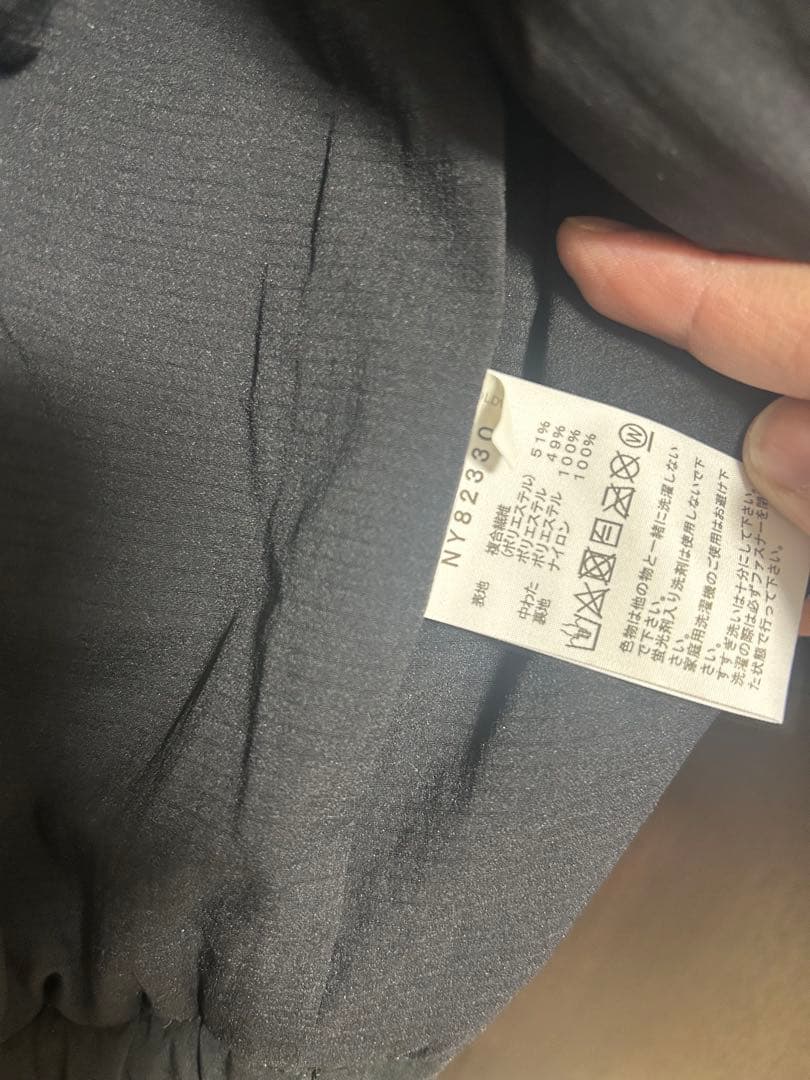 ザノースフェイス メドウウォームベスト NY82330 XLサイズ　ブラック