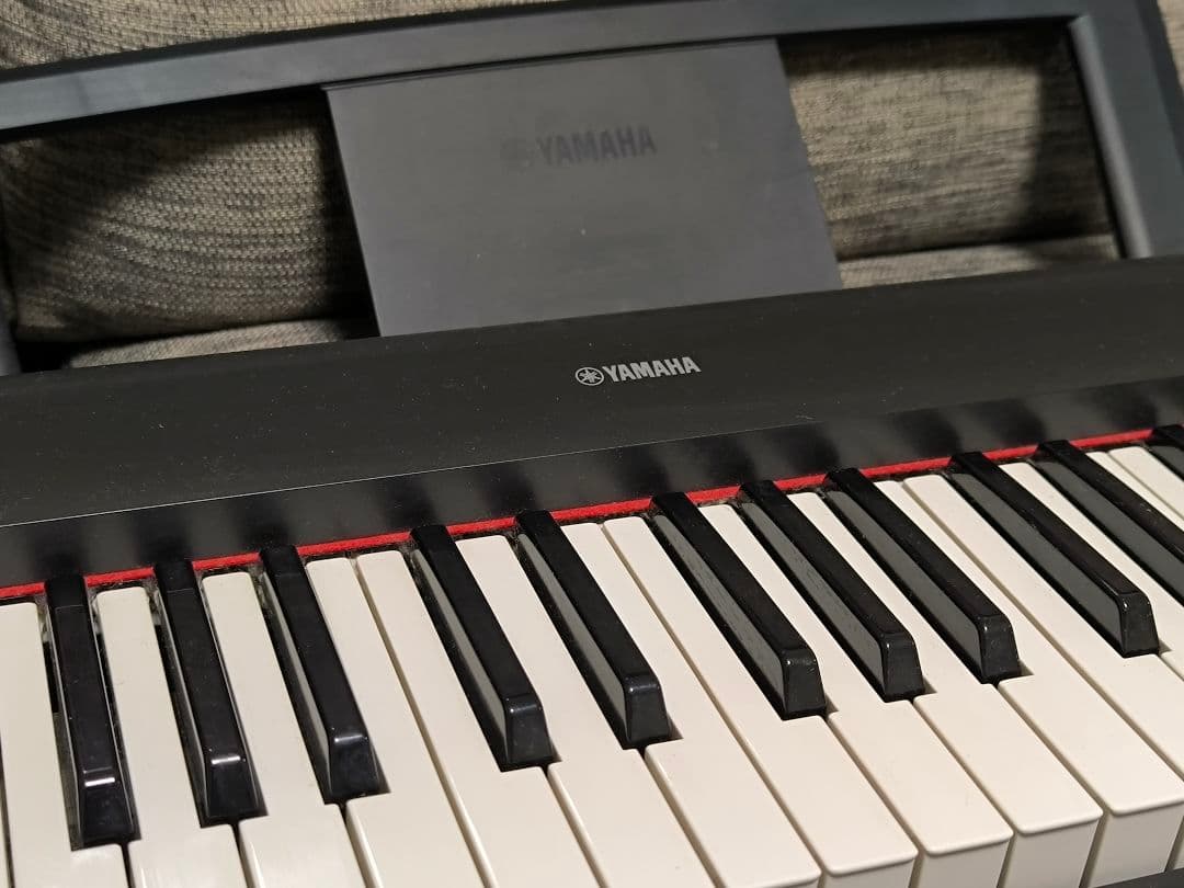 YAMAHA NP-11 61鍵 電子ピアノ Piaggero　スタンドつき