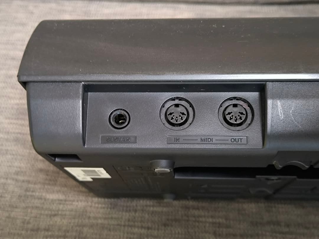 YAMAHA NP-11 61鍵 電子ピアノ Piaggero　スタンドつき