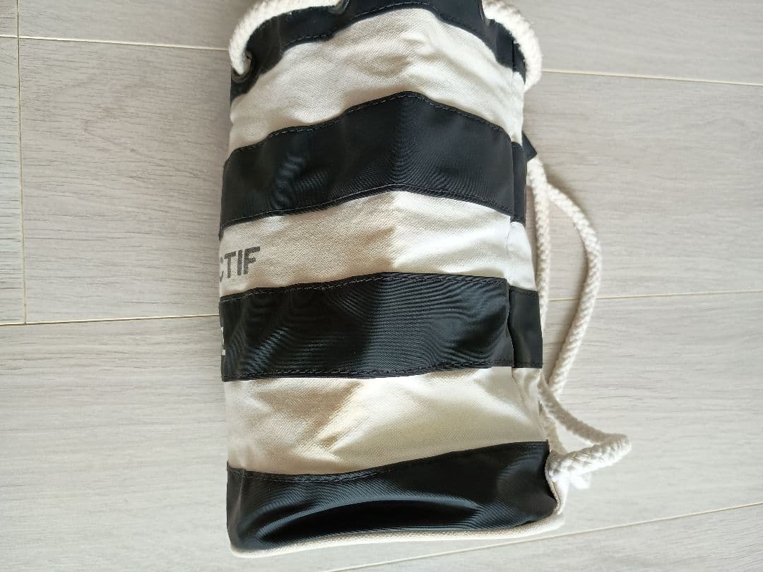 CHANEL ノベルティ プールバッグ　巾着