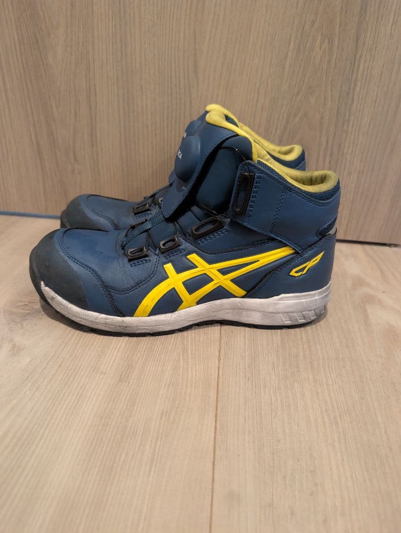 安全靴　アシックス