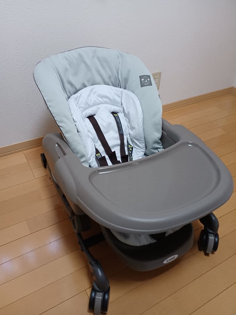 【1月31日まで限定値下げ】Combi ベビーステーション