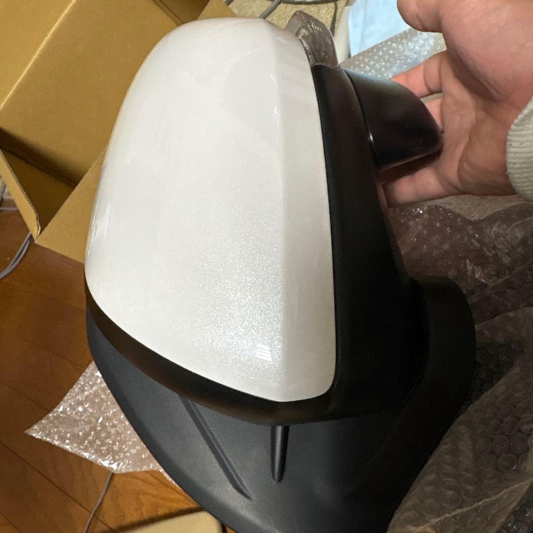 ライズ　ロッキー　ドアミラー左右セット