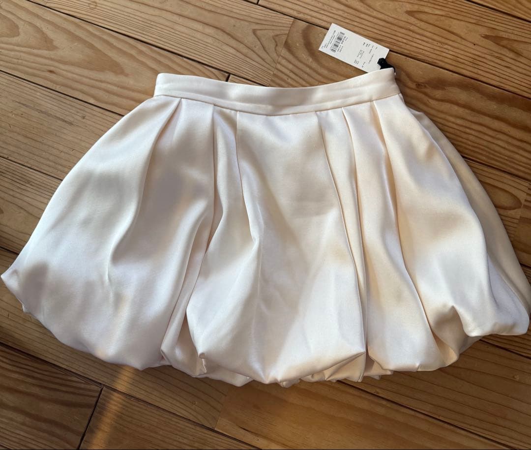 エイミーイストワール サテンバルーンスカート 38