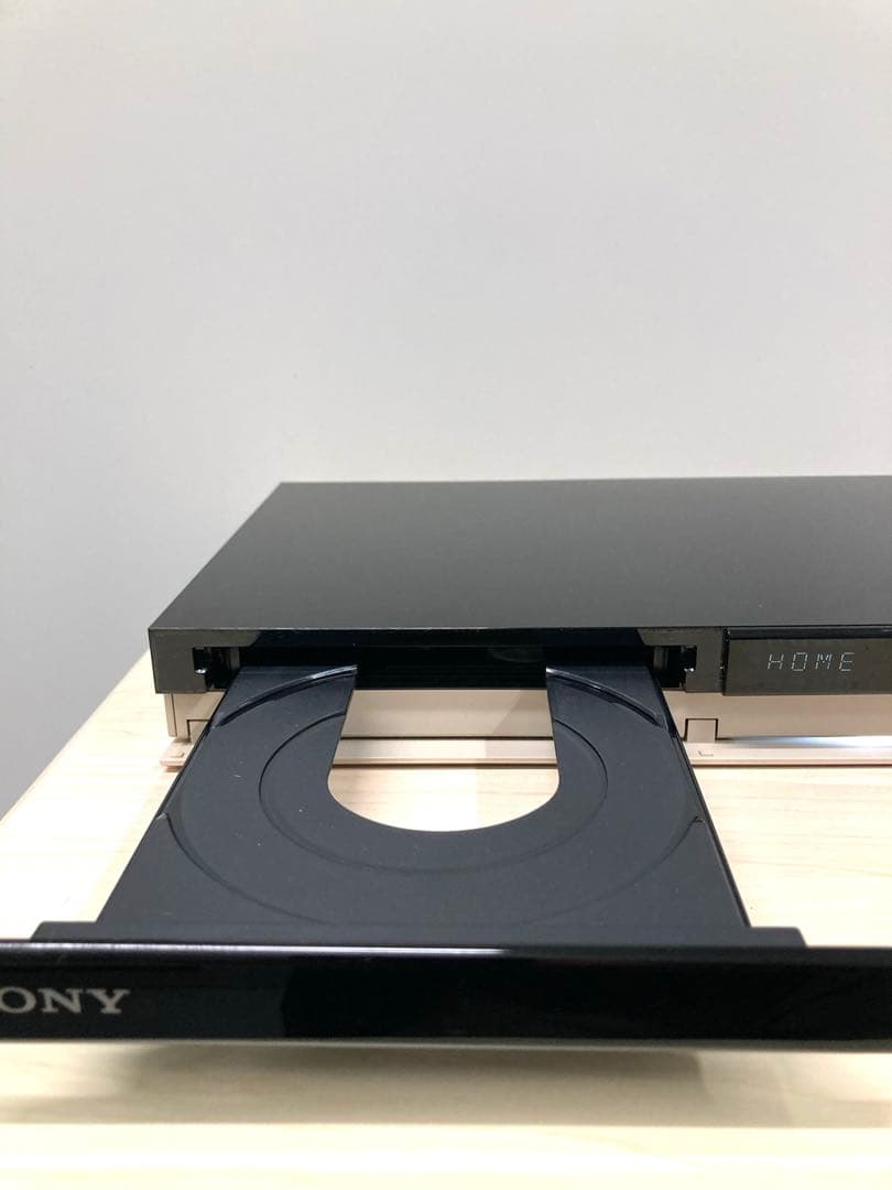 かなり綺麗　1TB リモコン新品SONY ブルーレイ BDZ-ZW1500