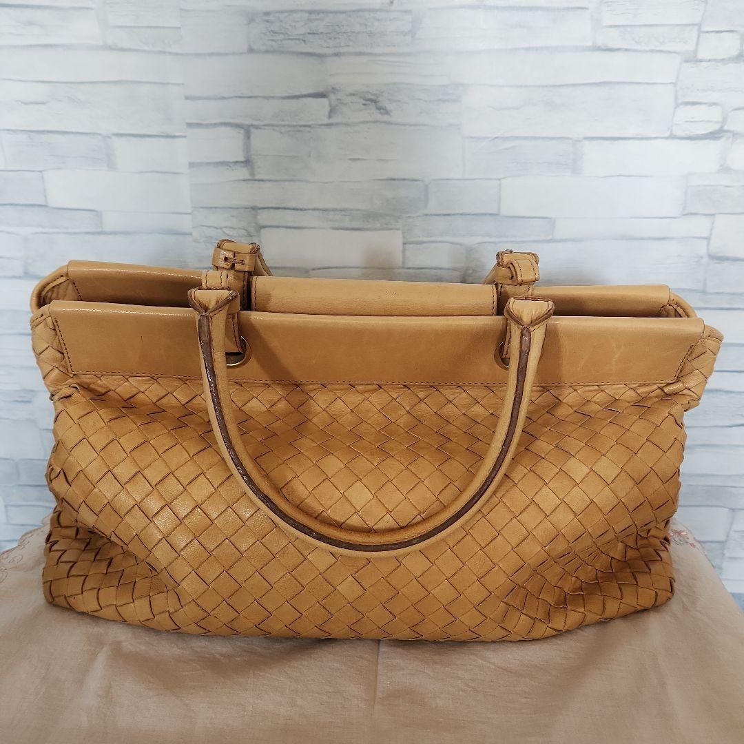 BOTTEGA VENETA ベージュ ハンドバッグ