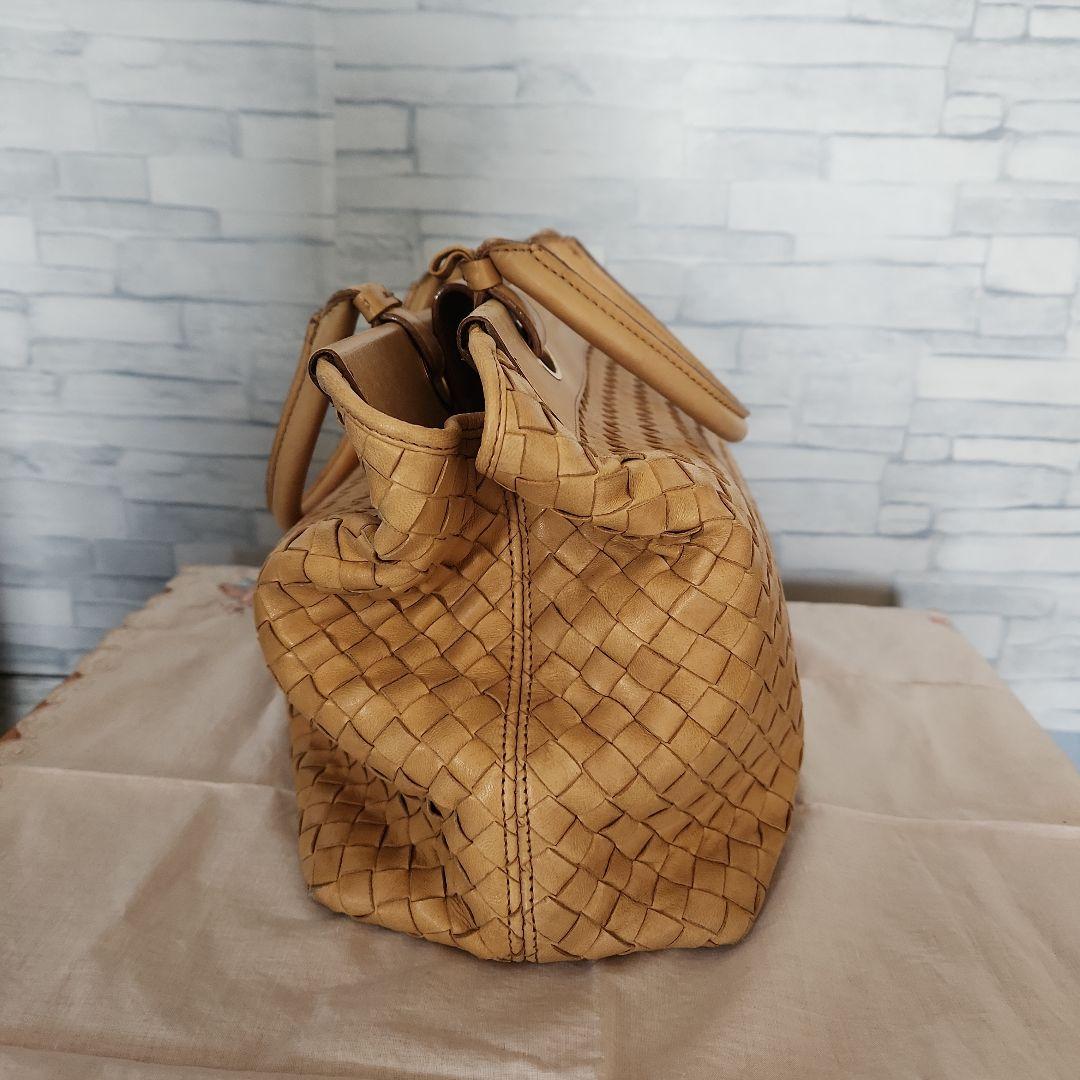 BOTTEGA VENETA ベージュ ハンドバッグ