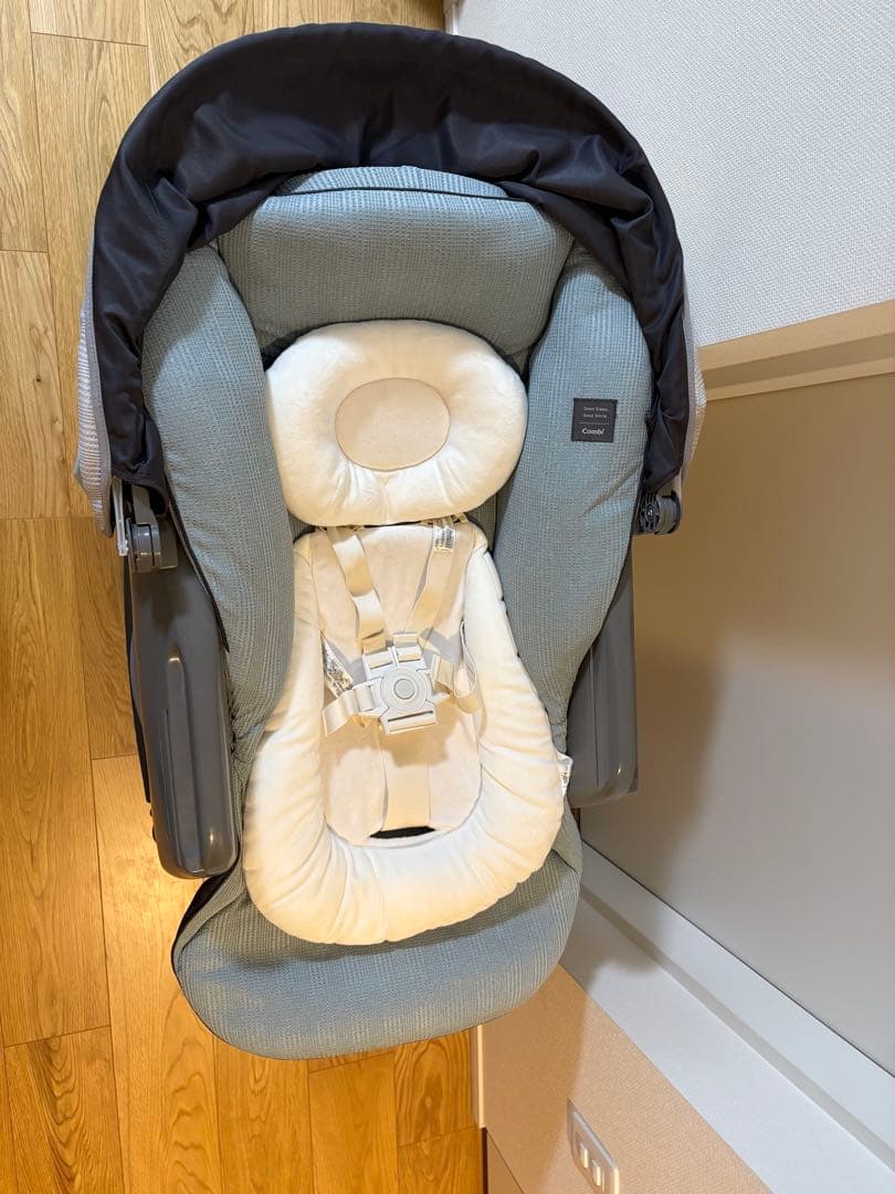 コンビ ホワイトレーベル ネムリラ オートスウィング スリープシェル EG 美品