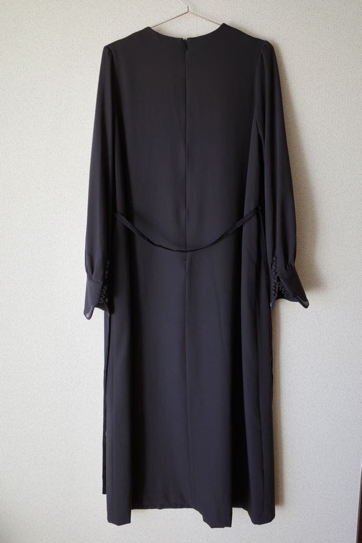 iCONOLOGY 花を着るワンピース 百合