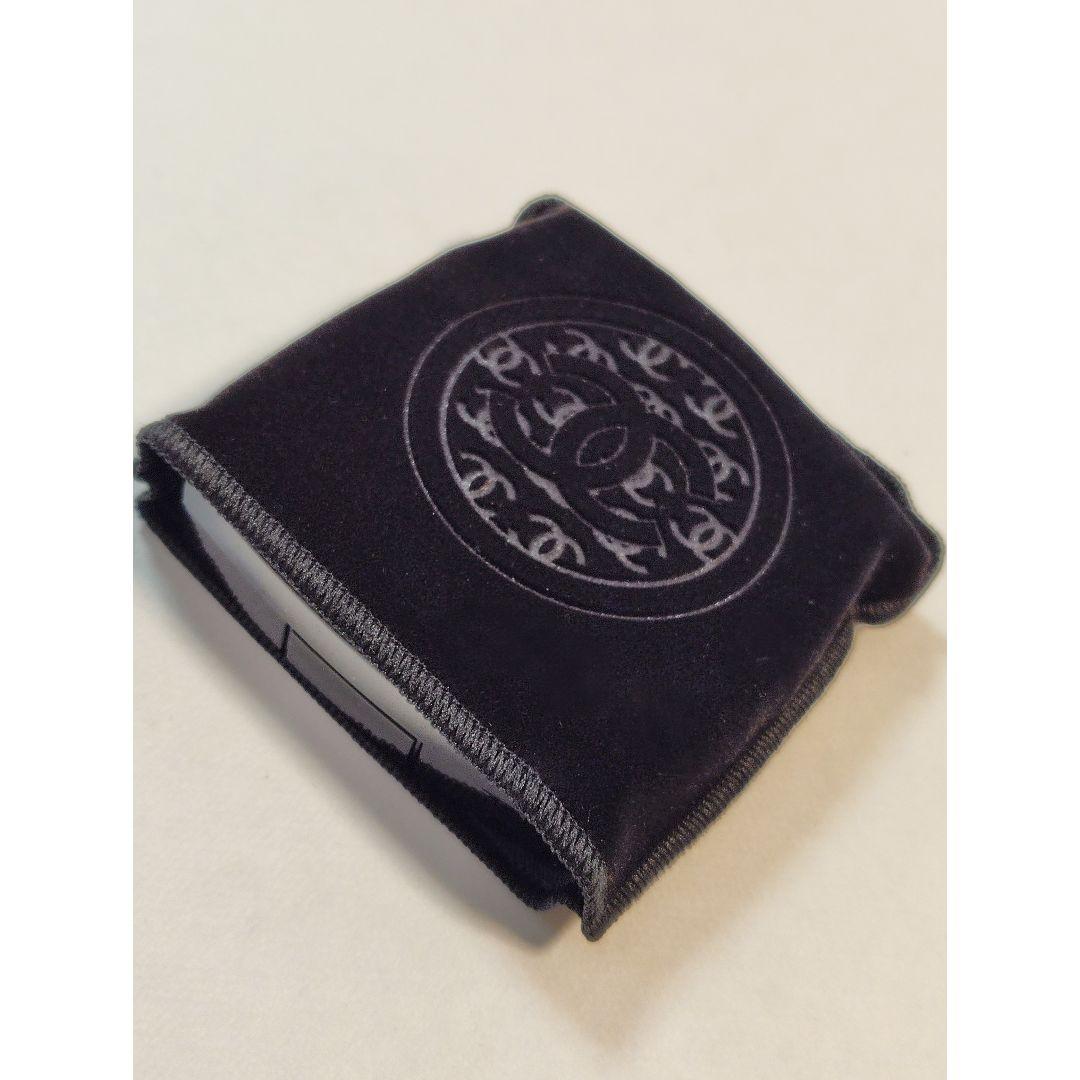 【特別限定品】シャネル レ キャトル オンブル ブトン 4色アイシャドウ 219