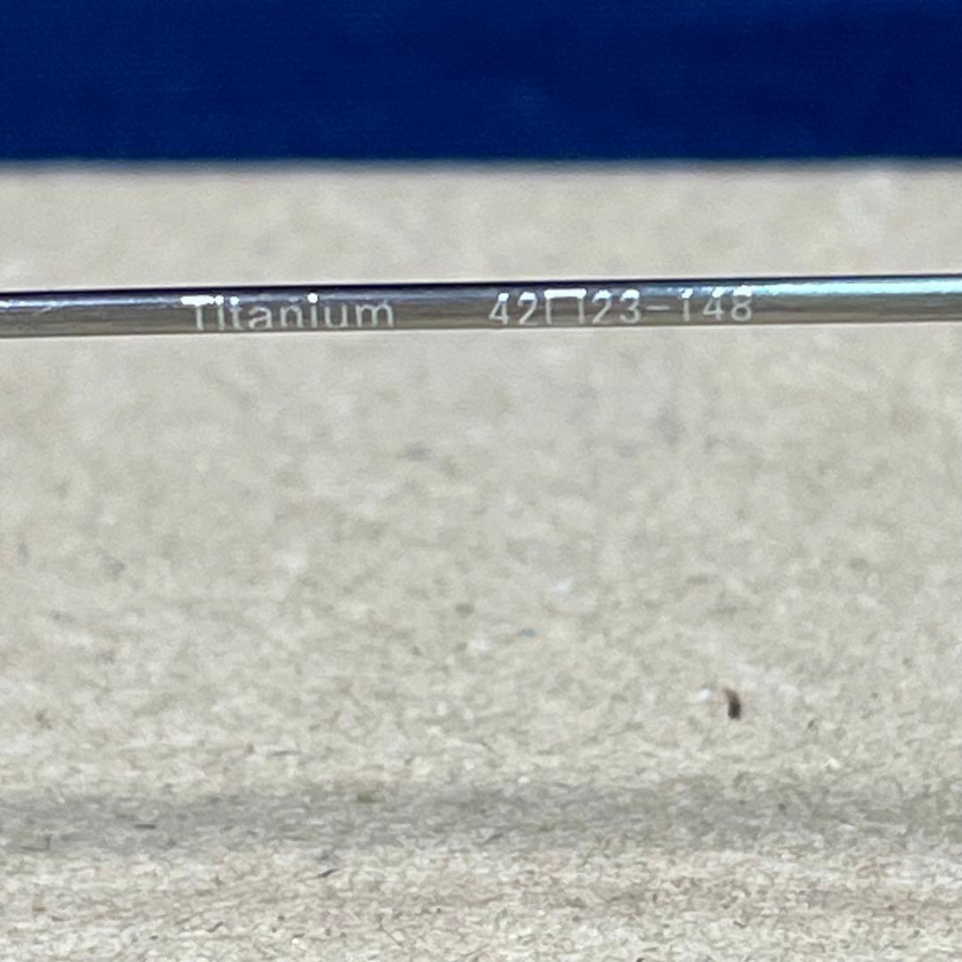 ジョンレノンでスマホ快適！ 手元＋2.0 ハイクラス遠近 日本製 チタン