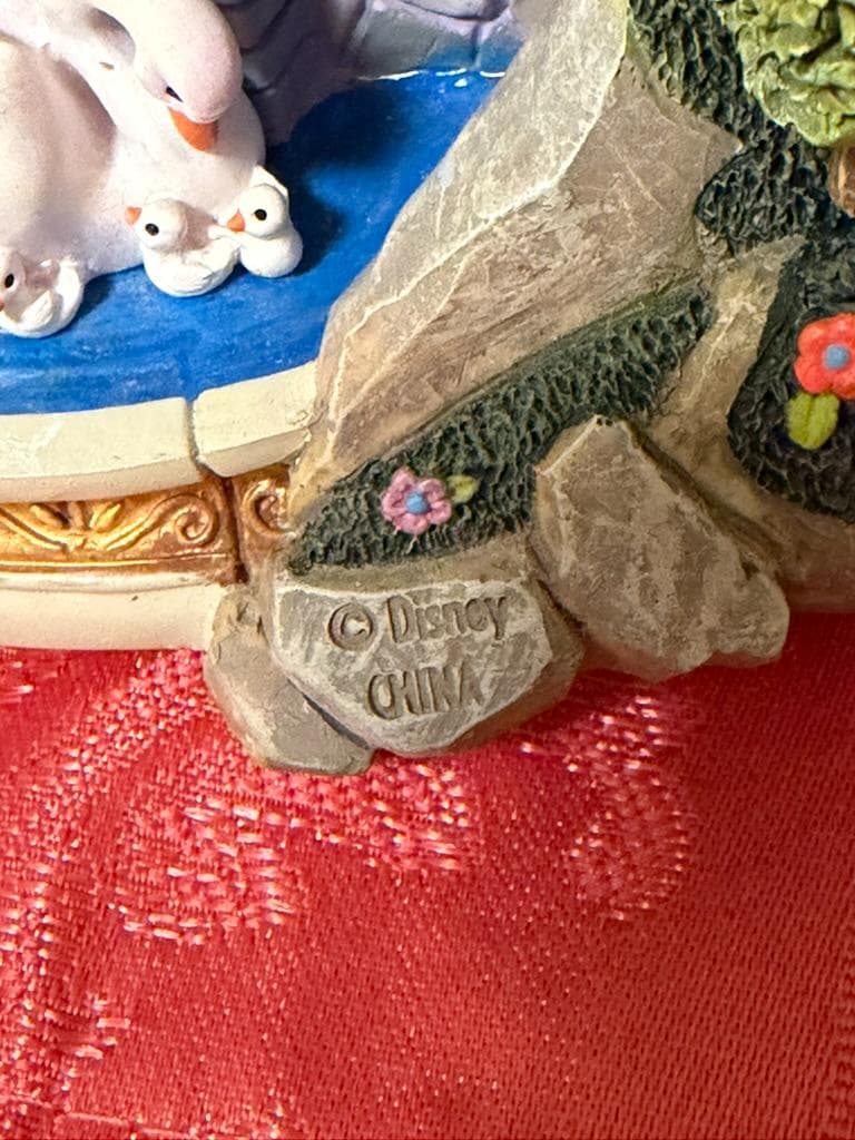 ディズニー　スノードーム　オルゴール　プリンセス