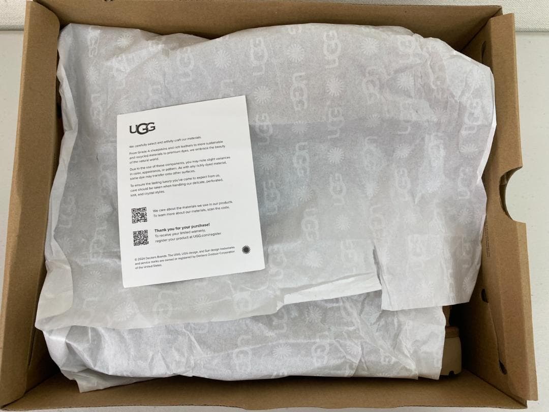 未使用品 UGG アグ クラシック ウルトラ ミニ ムートン ブーツ 24cm